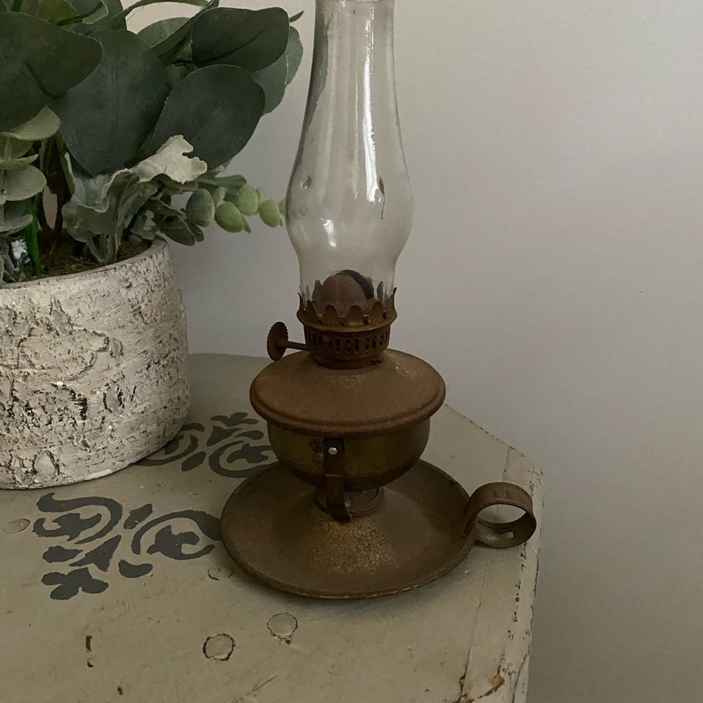 Vintage Rustic Brass Metal Mini Oil Lamp with Glass